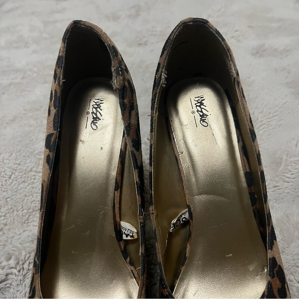 Leopard Print Platform Heels - Picture 3 of 3